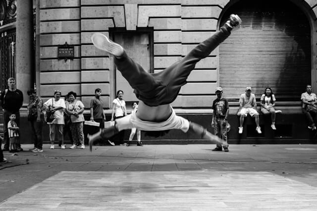 それスノ9人ダンス対決がやらせと言われる理由5選!